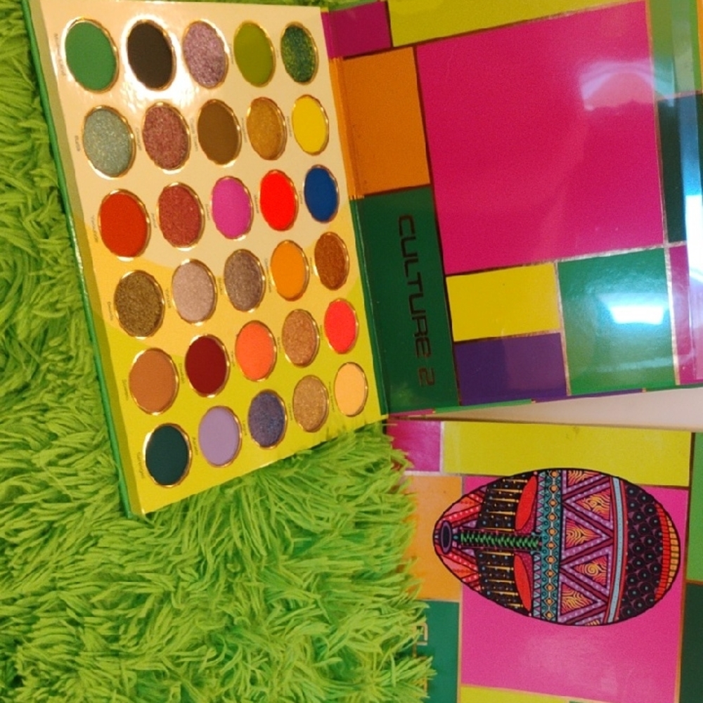 Juvia's Place Culture 2 Palette - Bold Multicolor Collection